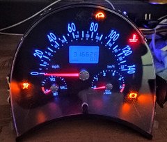 02-05 Volkswagen Beetle 1.9L TDI Instrument Cluster 1C0920901B