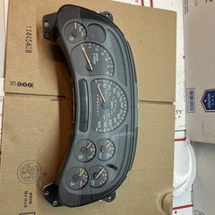 03-06 Chevy GMC Silverado Sierra Speedo Cluster Trans Temp OEM 15105688 174k