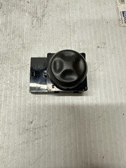 06-14 Buick Cadillac DTS Chevrolet GM Front Seat-Lumbar Switch 25770400 OEM T9
