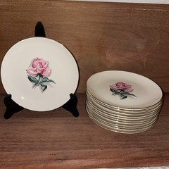 12 Vintage Homer Laughlin Rhythm Pink Rose Salad Plates 7  1/4” .  Gold Trim