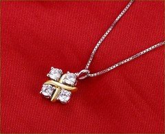 1.20Ct Round Cut Moissanite Cluster Pendant Necklace 14K Yellow Gold Plated