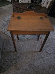 1900s Schoolmasters Desk. Very Antique.