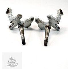 1987 - 1992 SUZUKI Quadracer LT250R LT 250R OEM L R STEERING KNUCKLE SPINDLE