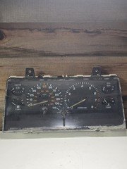 1987 MITSUBISHI MIGHTY MAX / DODGE RAM 50 SPEEDOMETER GAUGE RPM CLUSTER M/T