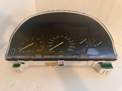 1990-1993 HONDA ACCORD INSTRUMENT CLUSTER SPEEDOMETER AUTO OEM 156k MILES SM4A06