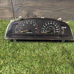 1996-1997 Toyota 4Runner Pickup Cluster Speedometer Gauge MPH 83800-35171 OEM
