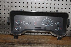 (1997 - 2000) Jeep Wrangler TJ Speedometer Gauge Cluster OEM