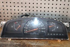1997 Toyota Tacoma 2.4 A/T Dash instrument Cluster 2x4 OEM 305k Miles