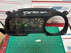 1998 98 GMC T8500 Instrument Guage Dash Cluster Speedometer 1-83114-673-1 OEM