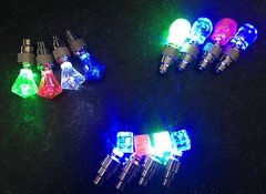 2 OR 4 PCS Valve Stem LED CAP for Bike Bicycle Car Motorcycle Wheel Tire Light