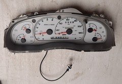 2002 Ford Explorer Dash Instrument Cluster Speedometer