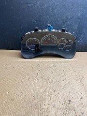 2002 to 2005 Chevrolet Trailblazer Speedometer Cluster Gauge OEM  AE4312 DG