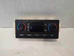 2003 - 2006 Silverado Sierra Tahoe Yukon Climate AC Control OEM Used B101