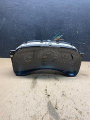 2003 to 2006 Chevrolet Silverado Speedometer Instrument Cluster q9340 DG