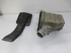 2004 Arctic Cat 400 ATV Used OEM Air Breather Box Housing w/ Lid