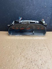 2004 to 2007 Ford E150 E250 E350 Gauge Speedometer Cluster AE4319 DW