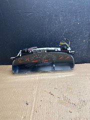 2005 Ford E150 E250 E350 Gauge Speedometer Cluster AE1785  DG
