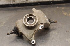 2005 Kawasaki Brute Force 750 4x4 FRONT RIGHT STEERING KNUCKLE E149