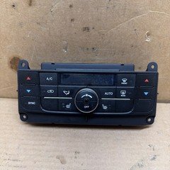 2011-2013 Jeep Grand Cherokee Temperature Control Unit OEM 68111109AL