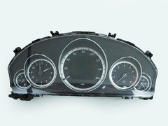 2011 Mercedes E550 C207 3.5L At 6Cyl Speedometer Instrument Cluster 141K MPH