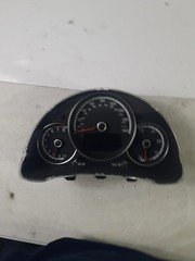 2013-14 Volkswagen Beetle Speedometer Gauge Instrument Cluster OEM 5C5920970F