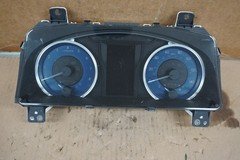 2016 2017 Toyota Camry Instrument Head Speedometer Gauge Cluster 35,777 Miles