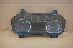 2016 Chevy Suburban 1500 Instrument Head Speedometer Cluster 141,709 Miles