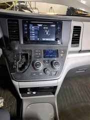 2017 Sienna Temperature/Heater/Ac A/C Control Sku#4506366