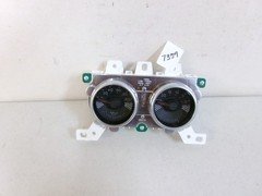 2018-20 Ford Mustang GT Oil Pressure/Vac Gauges KR3T-10B944-BA
