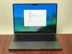 2021 MacBook Pro 14" M1 Pro - READ