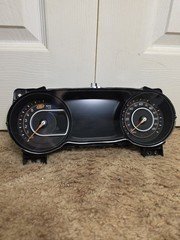 2025 Jeep Wrangler Rubicon 2.0L 3.6L 7" Display Speedometer Cluster 2 MILES OEM 