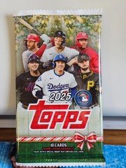2025 Topps Holiday Baseball BASE set #1-200 Complete your Set - You Pick Card