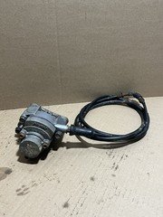 88-02 Yamaha Blaster YFS 200 OEM REAR BRAKE CALIPER YFS200