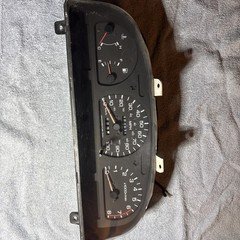 94-97 Nissan Hardbody D21 Pickup Instrument Cluster Speedometer W/ Tach 184k OEM