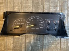 95-99 Chevy Suburban Silverado Sierra Speedometer Instrument Cluster OEM 96 98