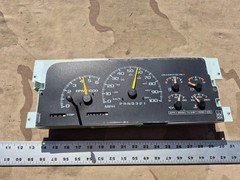 95-99 Chevy Tahoe Suburban Silverado Speedometer Instrument Cluster OEM 16221455