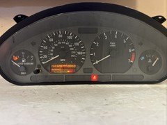 98 BMW E36 Z3  ROADSTER M/T  INSTRUMENT CLUSTER SPEEDOMETER 132K MILES 8 371 582