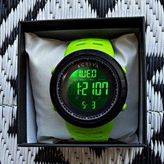 Activa Digital Quartz Sport Watch Alarm LCD 12-Hour Green/Black Resin w/Box