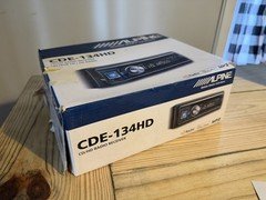 Alpine CDE-134HD CD/HD Radio CD PLAYER Receiver USB: IPHONE/IPOD/MP3 "OPEN BOX"