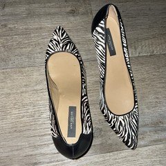  Ann Taylor Willa Zebra Print Winter White Heels Size 8m