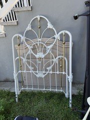 Antique 80’s Victorian Twin Headboard And Footboard