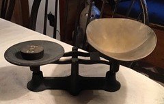 Antique Cast Iron Balance Scale Candy Farm Store Collectable Brass Pan