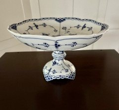 Antique Royal Copenhagen Blue Fluted Half Lace 710 Footed Compote Bowl 9" Dia