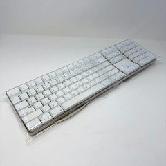 Apple A1048 Keyboard Wired USB White Full Size w/ Numeric Keypad Tested Working