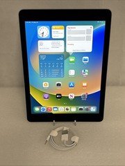 Apple iPad Pro 1st Gen. A1673, 32GB, Wi-Fi, 9.7" - Space Gray