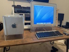 Apple PowerMac G4 Cube With Accessories