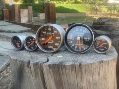 Auto Meter Sport Comp Gauges