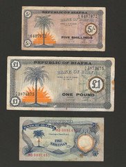 BIAFRA 5 Shillings & 1 Pound 1968 and 1969, P-1a, 2a, 3a, First Three Notes Circ