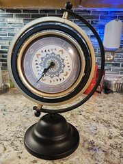 Black&Gold Gyroscope Clock On Matte Base