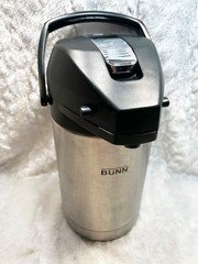 Bunn 2.5 Liter Stainless Steel Lined Lever Action Airpot 32125.0000